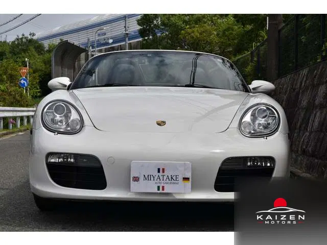 Porsche Boxster 2.7 5MT 2005 — photo 1 sur 8