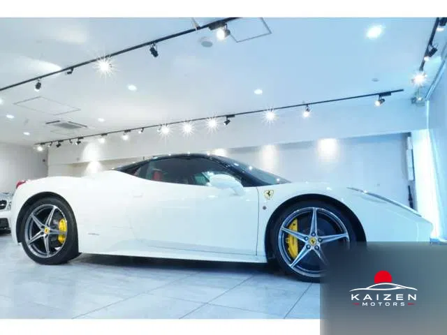 Ferrari 458 Italia F1 DCT 2012 — photo 1 sur 8
