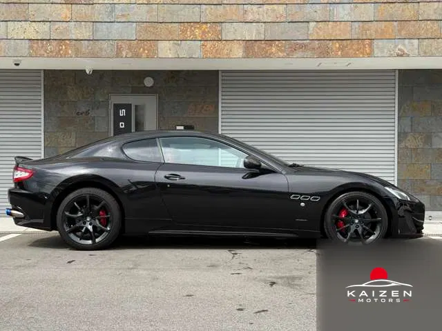 Maserati GranTurismo Sport 4.7L 2015 — photo 1 sur 8