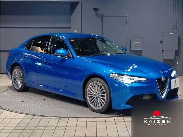 Alfa Romeo Giulia Veloce 4WD 4WD 2018 — photo 1 sur 8