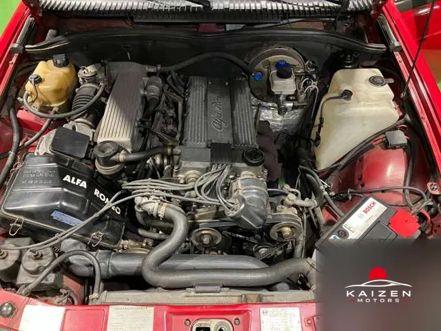 Alfa Romeo Alfa 75 1992 — photo 1 sur 1