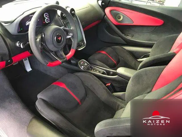 McLaren 570S Coupé 3.8 2016 — photo 1 sur 8