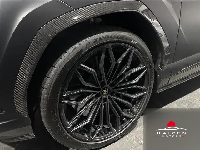 Lamborghini Urus SE 4WD 2026 — photo 1 sur 8