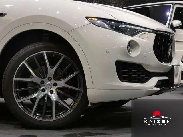 Maserati Levante 4WD 2017 — photo 1 sur 8