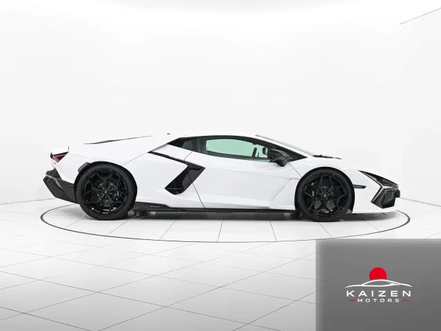 Lamborghini Revuelto 6.5 4WD Bianco Monocerus 2024 — photo 1 sur 8