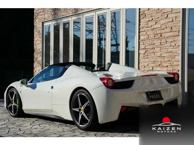 Ferrari 458 Spider F1 DCT 2012 — photo 1 sur 8