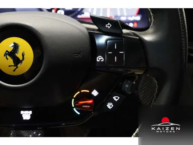 Ferrari Roma F1 DCT Silverstone) 2021 — photo 1 sur 8