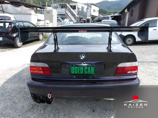 BMW M3 1994 — photo 1 sur 8
