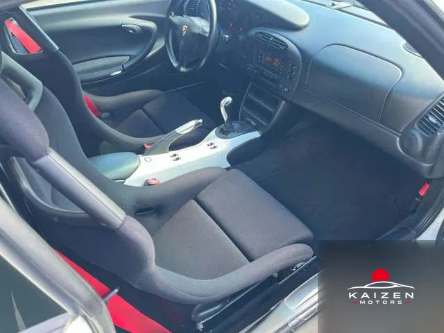 Porsche 911 GT3 2001 — photo 1 sur 8