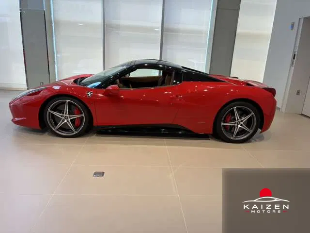 Ferrari 458 Spider F1 DCT 2013 — photo 1 sur 8