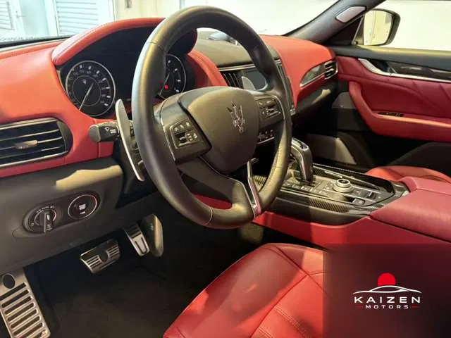 Maserati Levante GT Hybride 4WD 2023 — photo 1 sur 8