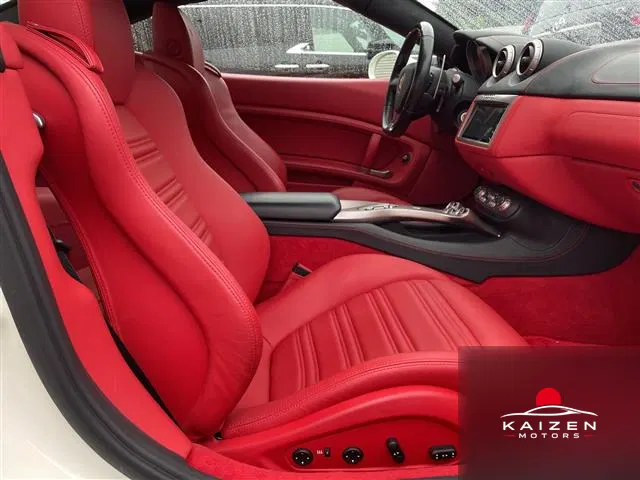 Ferrari California 30 F1 DCT 2012 — photo 1 sur 8