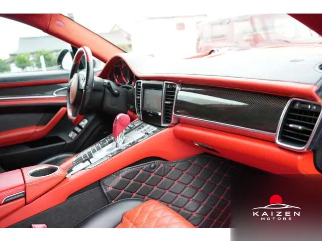 Porsche Panamera 4S PDK 4WD Sport Chrono Pack 2012 — photo 1 sur 8