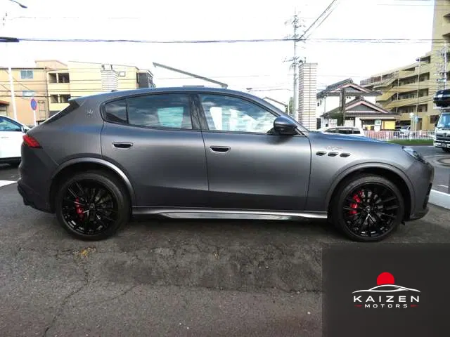 Maserati Grecale 4WD faber 2023 — photo 1 sur 8