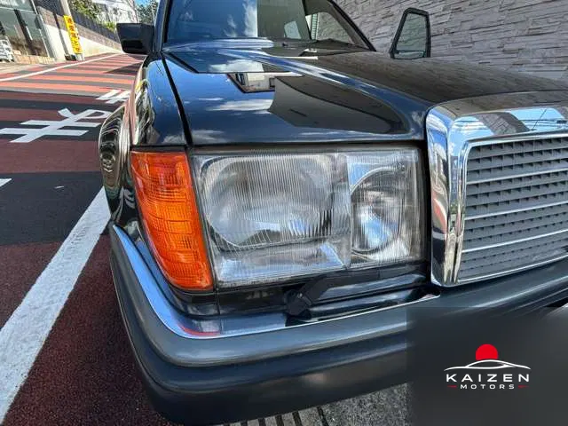 Mercedes-Benz Medium-Class 500E Medium- 1991 — photo 1 sur 8