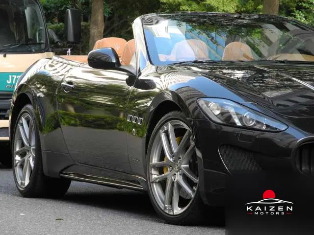 Maserati GranCabrio Sport 2016 — photo 1 sur 8