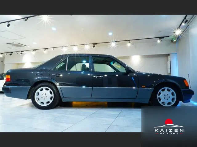 Mercedes-Benz Medium-Class 500E Medium- 1991 — photo 1 sur 8