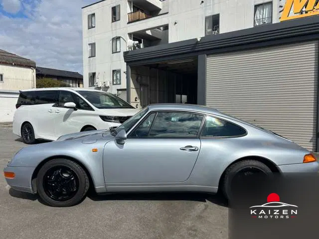 Porsche 911 Carrera Coupé I 1995 — photo 1 sur 8