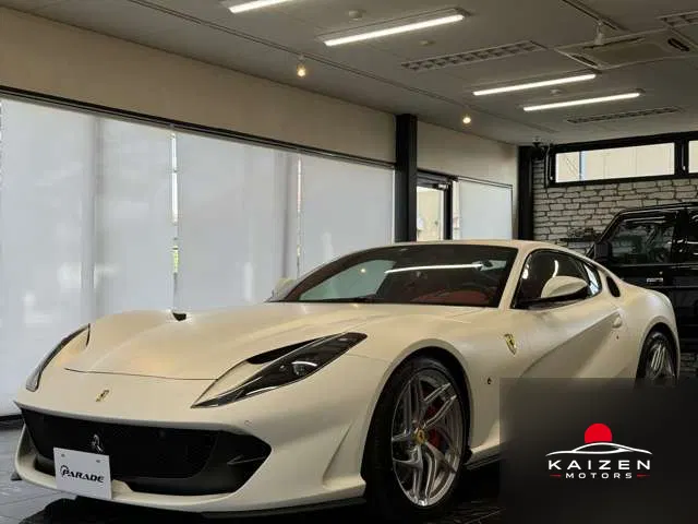 Ferrari 812 Superfast F1 DCT 2018 — photo 1 sur 8