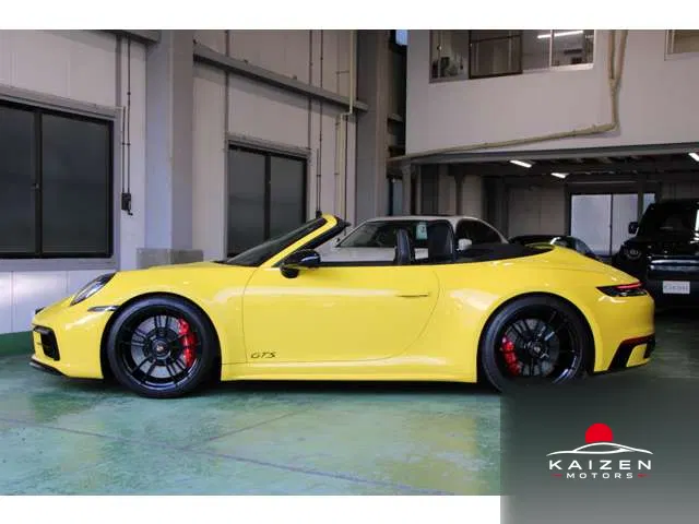 Porsche 911 Cabriolet Carrera 4 GTS PDK SPORT EXCLLSIVE PDCC 2023 — photo 1 sur 8