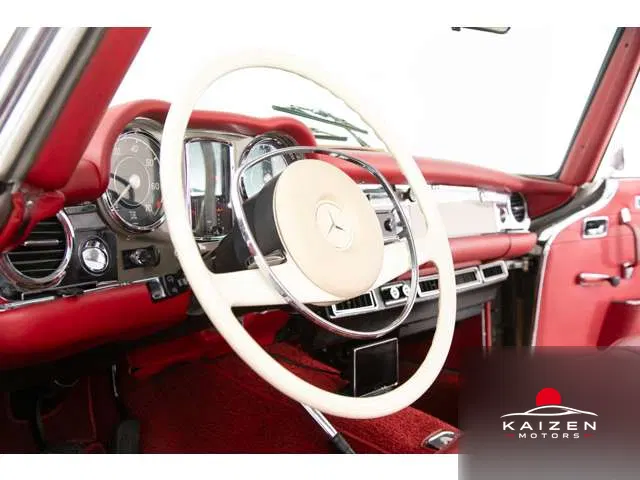 Mercedes-Benz SL 280SL W113 Classic WESCO 17000km 1969 — photo 1 sur 8