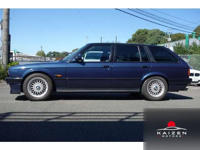 BMW 3 Series Touring E30 325i Touring 1991 — photo 1 sur 8