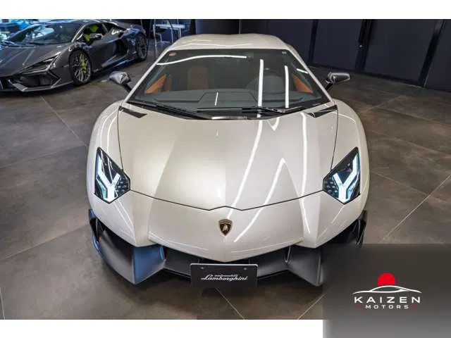 Lamborghini Aventador LP720-4 50th Anniversario LHD Balloon White 2014 — photo 1 sur 8