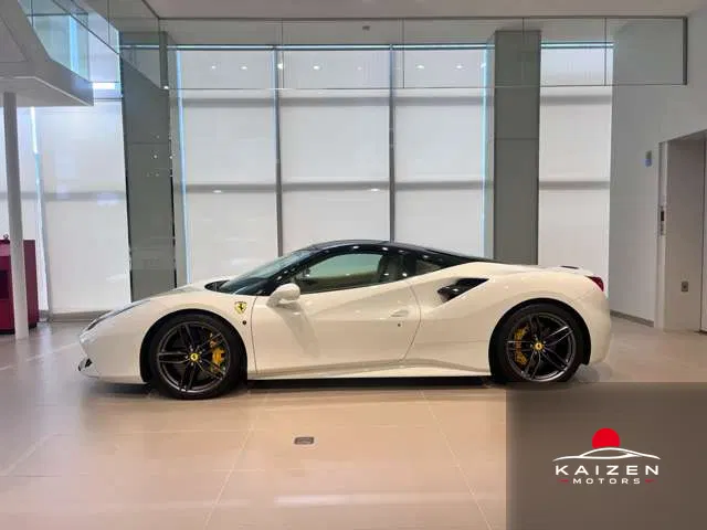 Ferrari 488GTB F1 DCT 2016 — photo 1 sur 8