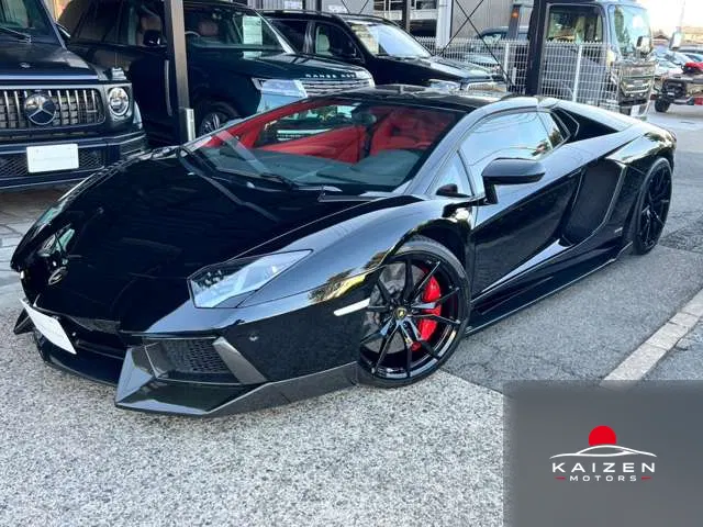 Lamborghini Aventador Roadster LP700-4 4WD 2015 — photo 1 sur 8