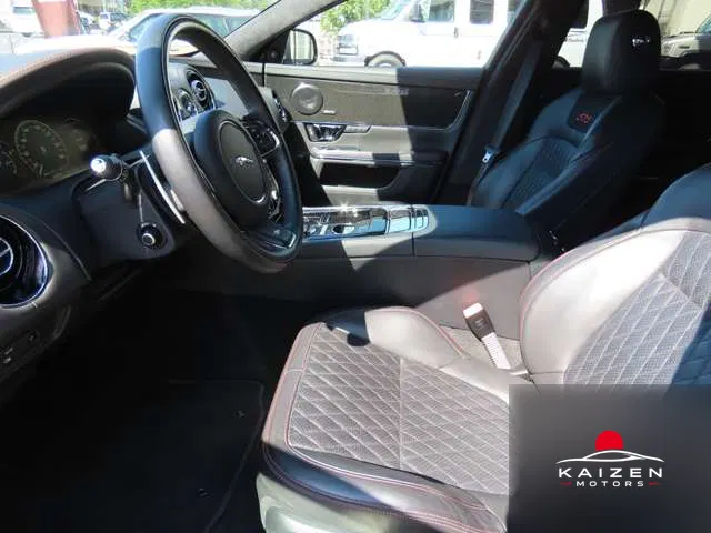 Jaguar XJ XJR575 2020 importée par Kaizen Motors