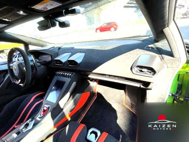Lamborghini Huracán STO (LDF) 2023 — photo 1 sur 8