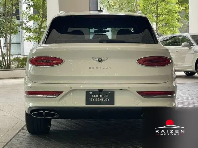 Bentley Bentayga V8 4WD Mulliner driving Spec 2022 — photo 1 sur 8