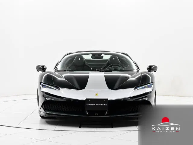 Ferrari SF90 Spider F1 DCT E4WD Verde Zeltweg 2023 — photo 1 sur 8