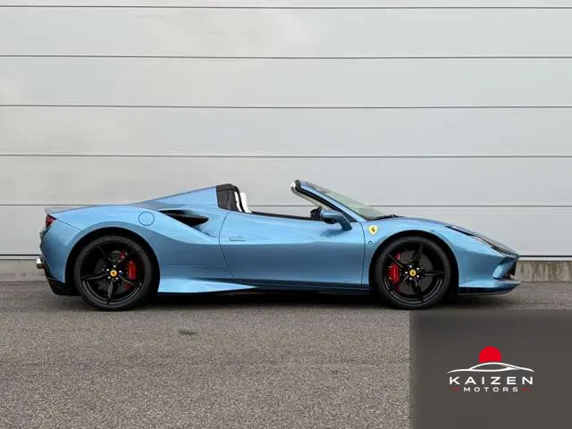 Ferrari F8 Spider F1 DCT 2022 — photo 1 sur 8