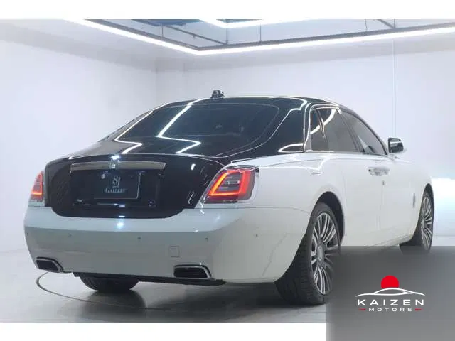 Rolls-Royce Ghost 6.75 4WD 2021 — photo 1 sur 8
