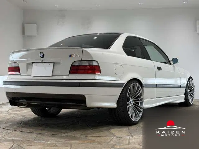 BMW M3 SMG Pack 1998 — photo 1 sur 8