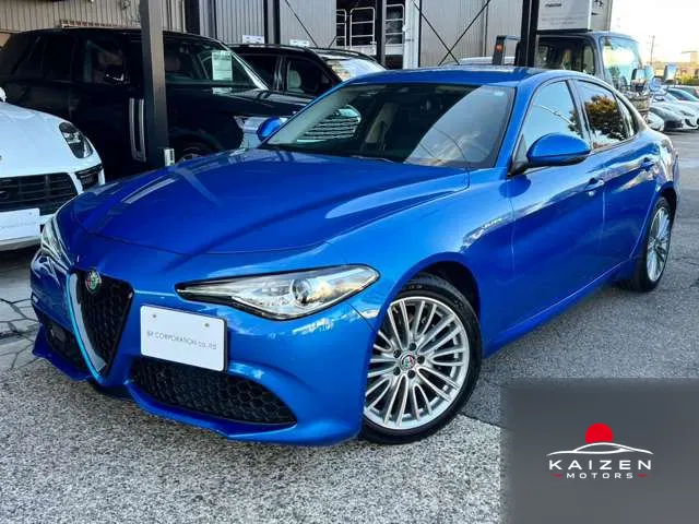 Alfa Romeo Giulia Veloce 4WD 2018 — photo 1 sur 8