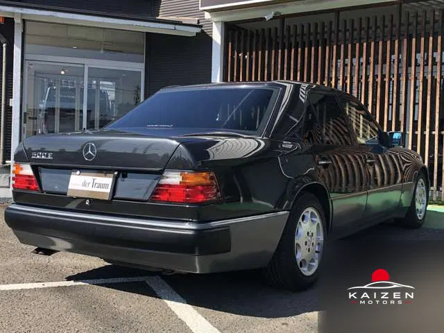 Mercedes-Benz Medium-Class 500E Medium- 1991 — photo 1 sur 8