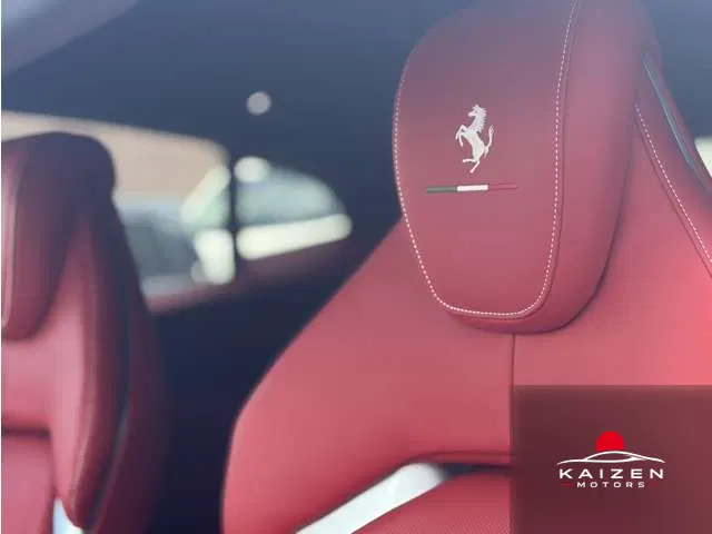 Ferrari Purosangue F1 DCT 4WD 2025 — photo 1 sur 8