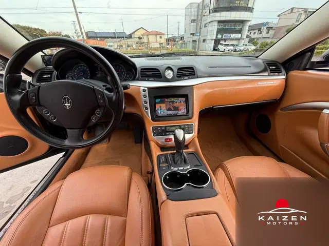 Maserati GranTurismo S 2011 — photo 1 sur 7