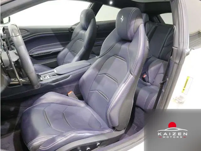 Ferrari GTC4 Lusso 6.3 4WD 2017 — photo 1 sur 8