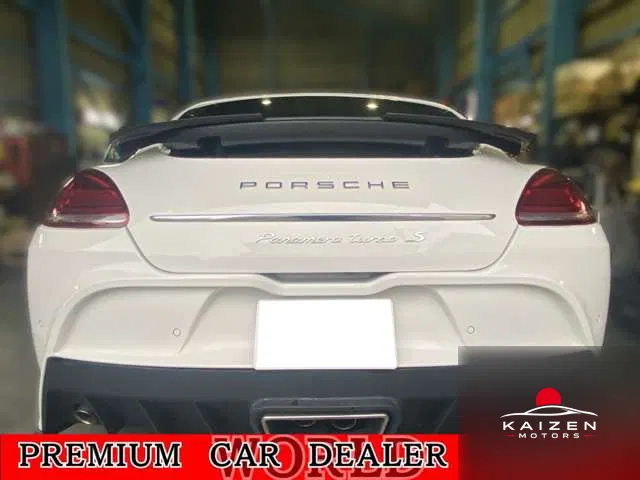 Porsche Panamera Turbo PDK 4WD 2010 — photo 1 sur 8