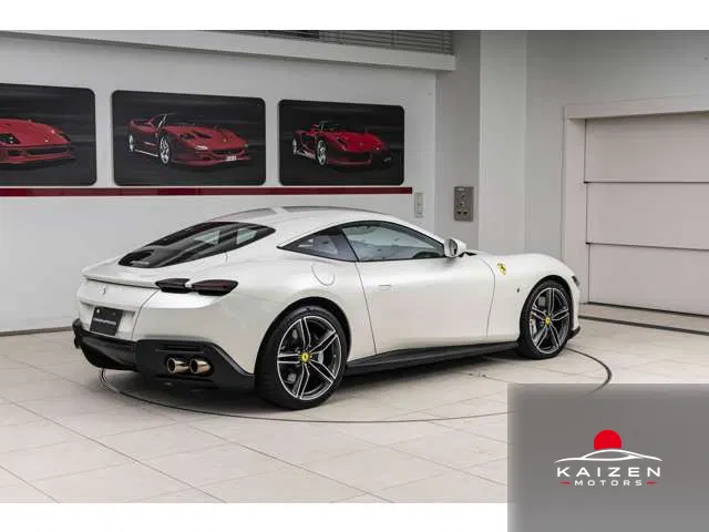 Ferrari Roma F1 DCT Bianco Italia Tortora 2022 — photo 1 sur 8