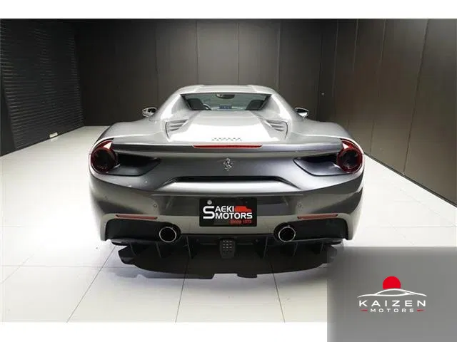 Ferrari 488 Spider F1 DCT 2018 — photo 1 sur 8