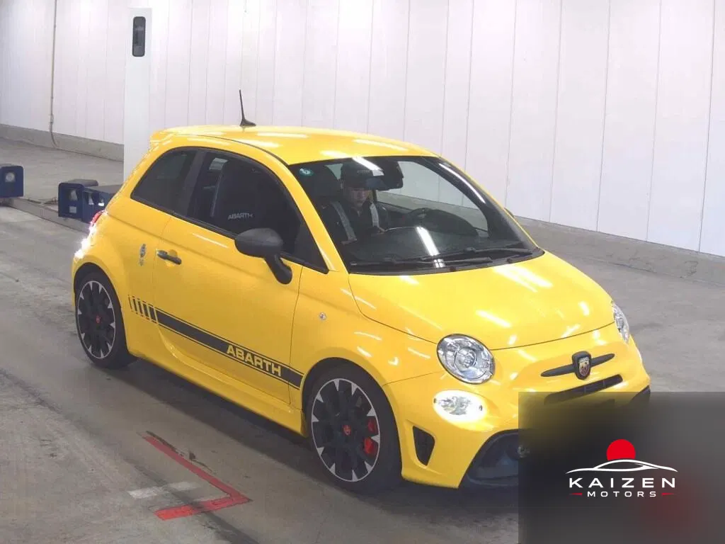 Abarth 595 Competizione 2019 importée par Kaizen Motors