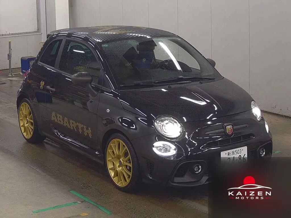 Abarth 695 75 Anniversario 2024 — photo 1 sur 6