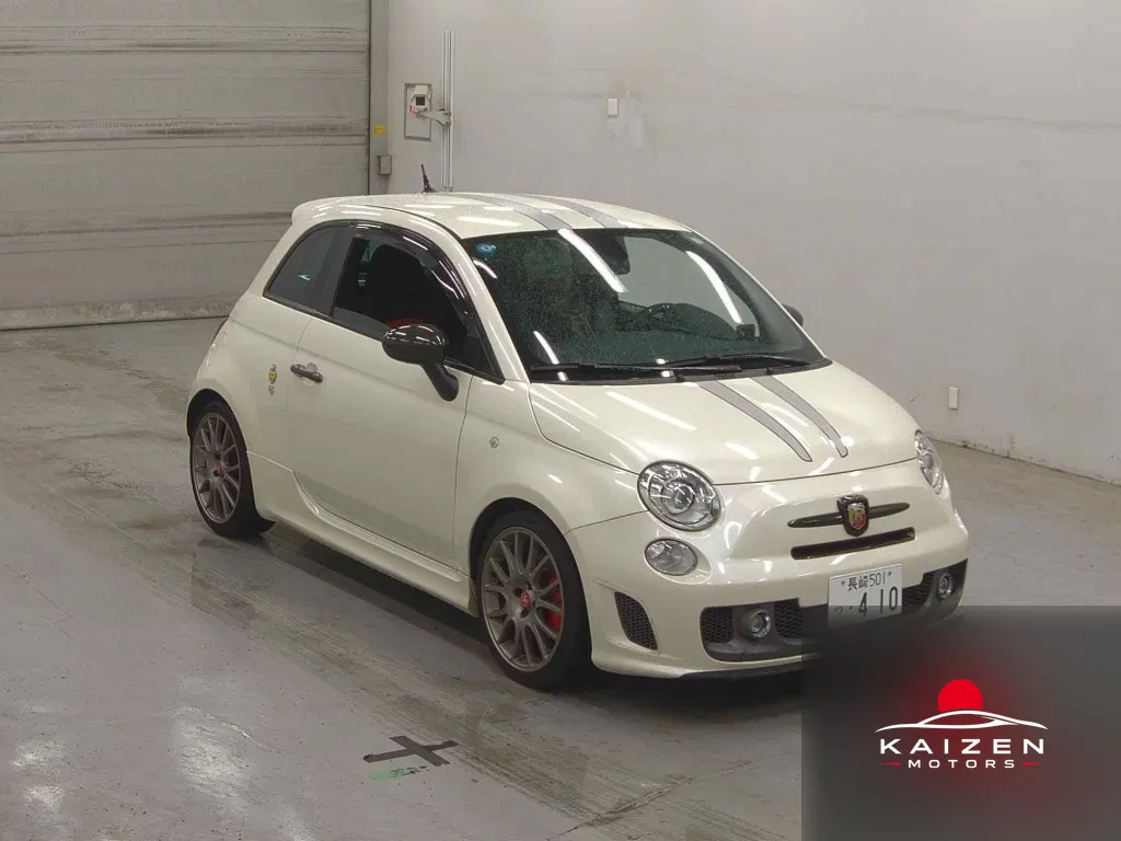 Abarth 695 Tributo Ferrari Tributo AL Giappone 2012 importée par Kaizen Motors
