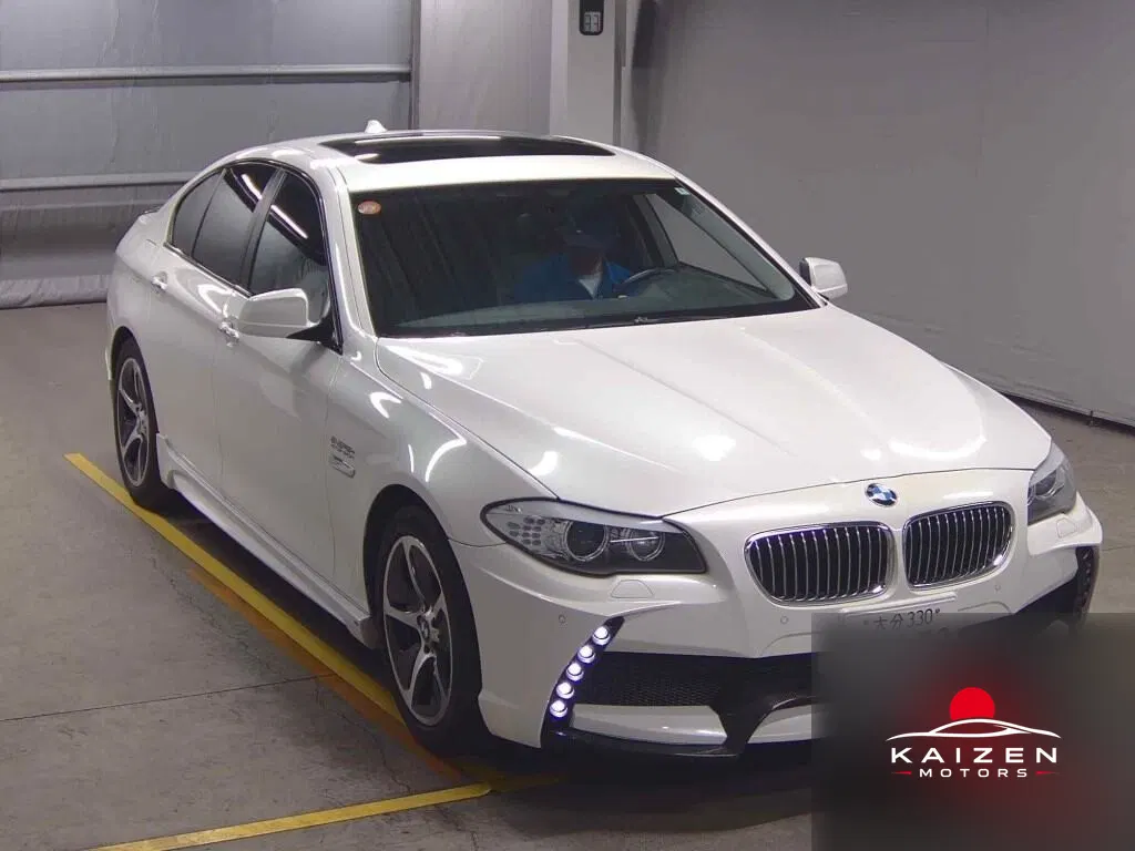 BMW 5 Series 2010 — photo 1 sur 6