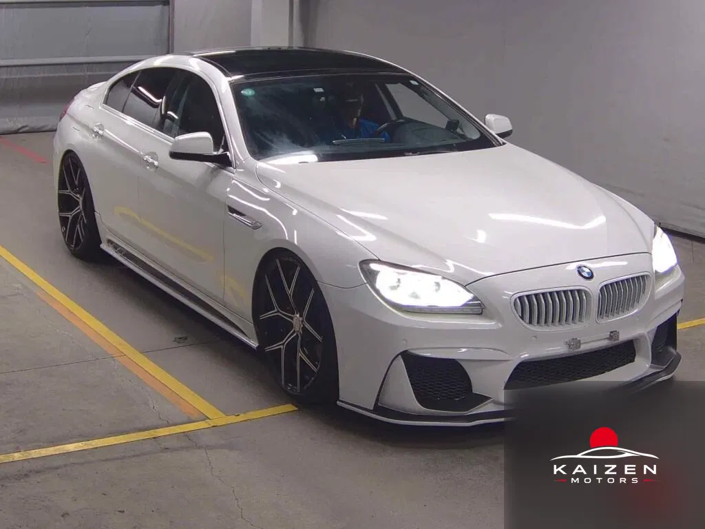 BMW 6 Series 2012 — photo 1 sur 6