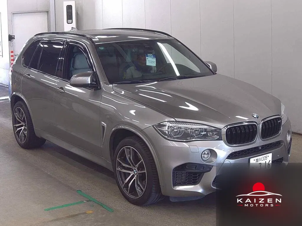 BMW X5 M Base Grade 2016 importée par Kaizen Motors